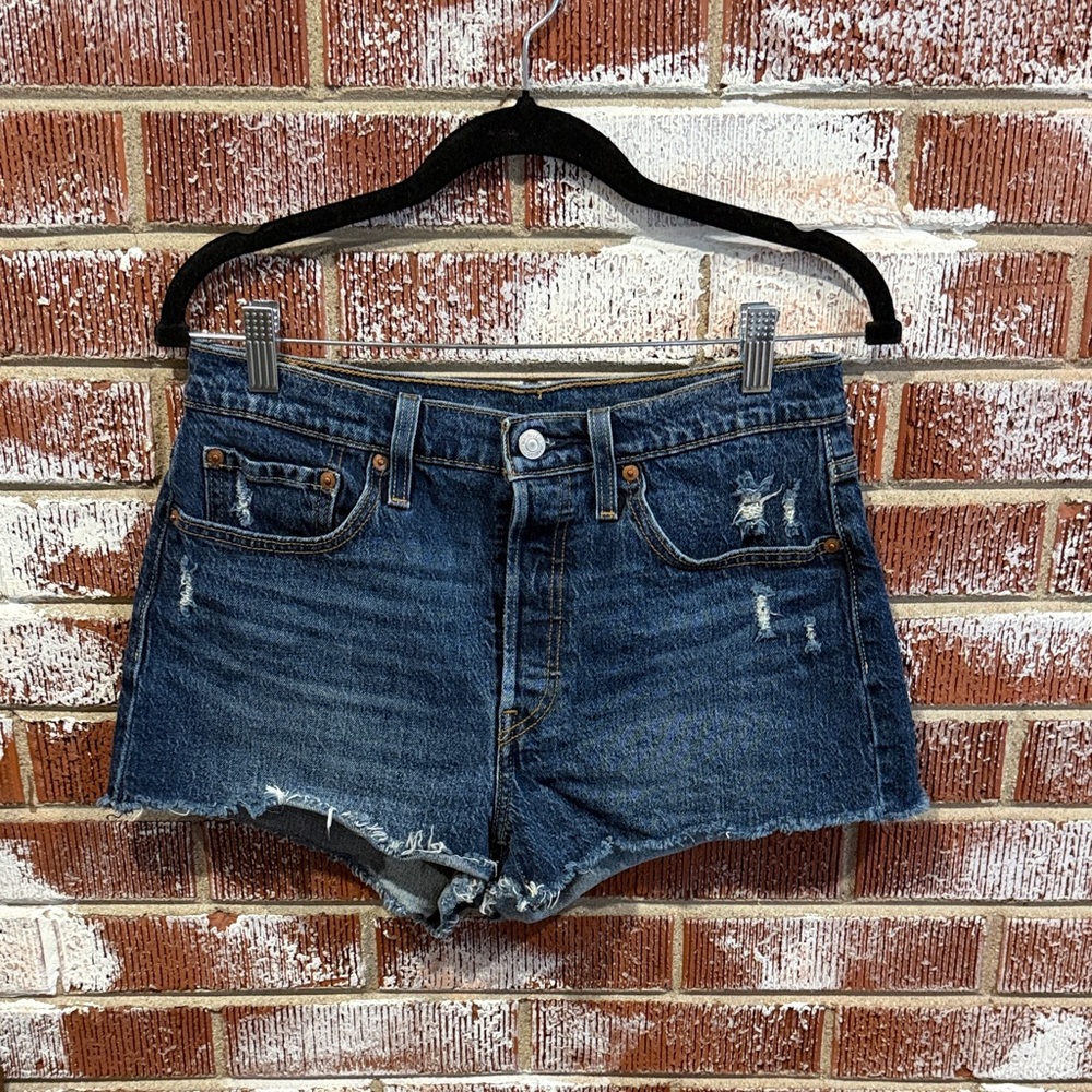 Levi's 501 Blue Distressed Raw Hem Jean Shorts Women’s Size 29